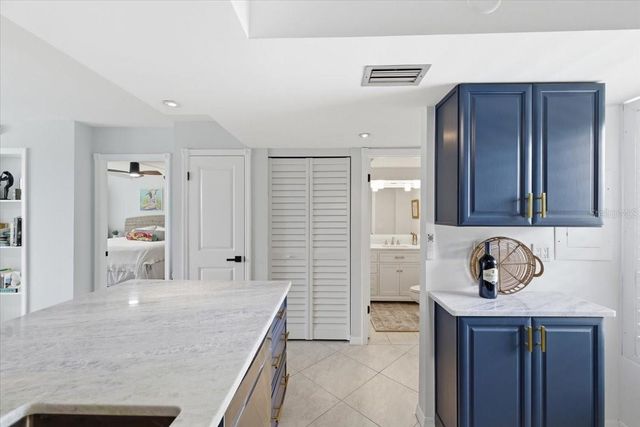 2621 COVE CAY DRIVE 302, Clearwater, FL 33760