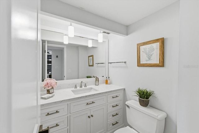 2621 COVE CAY DRIVE 302, Clearwater, FL 33760