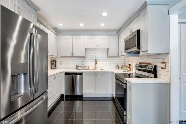 114 Birchwood Road, Coram, NY 11727