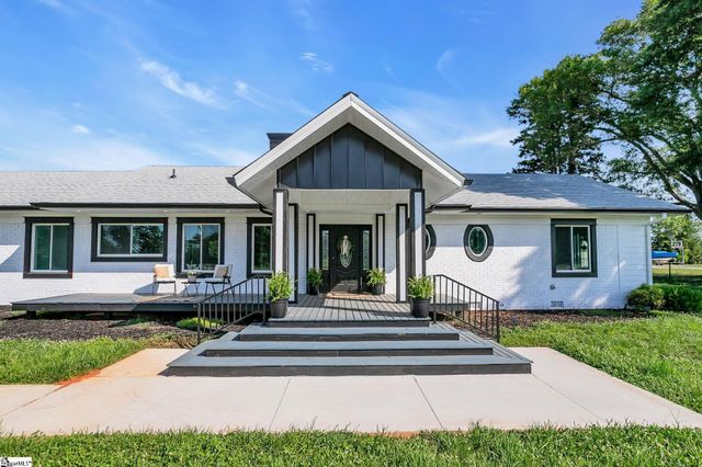 305 Waters Road, Taylors, SC 29687