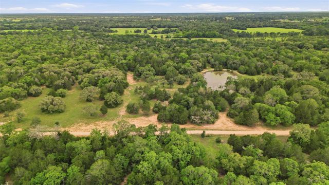 1165 Cr 213, Weimar, TX 78962
