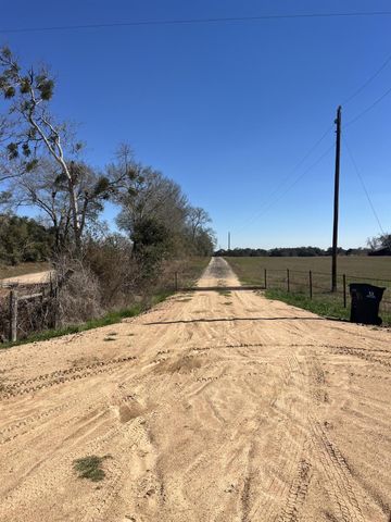 1165 Cr 213, Weimar, TX 78962