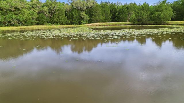 1165 Cr 213, Weimar, TX 78962