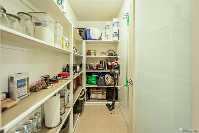 13285 Latheron Drive, Plymouth, MI 48170