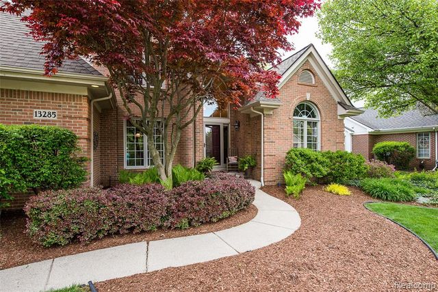 13285 Latheron Drive, Plymouth, MI 48170