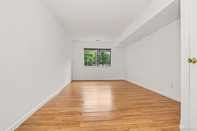 311 N Greeley Avenue, Chappaqua, NY 10514