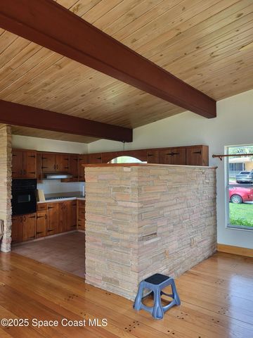 1333 Worth Court NE, Palm Bay, FL 32905