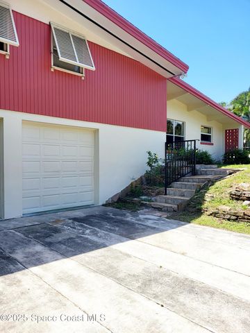 1333 Worth Court NE, Palm Bay, FL 32905