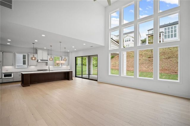 7035 Foundry Drive, Woodstock, GA 30188
