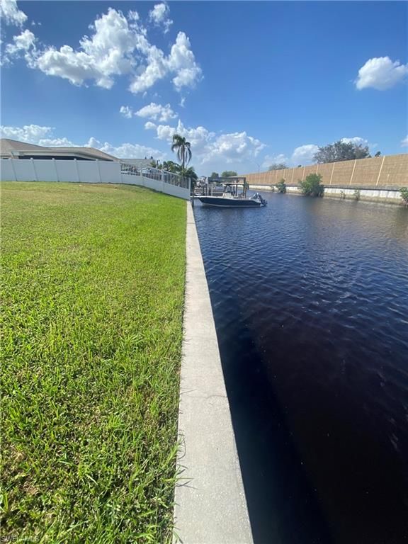 2455 Everest PKWY, CAPE CORAL, FL 33904 — exterior