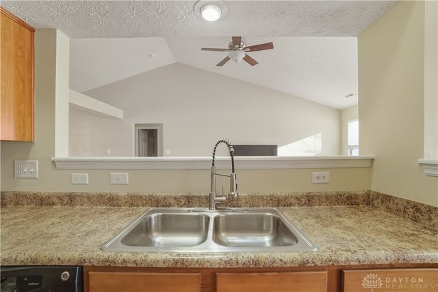 316 Wellington Court, Monroe, OH 45050