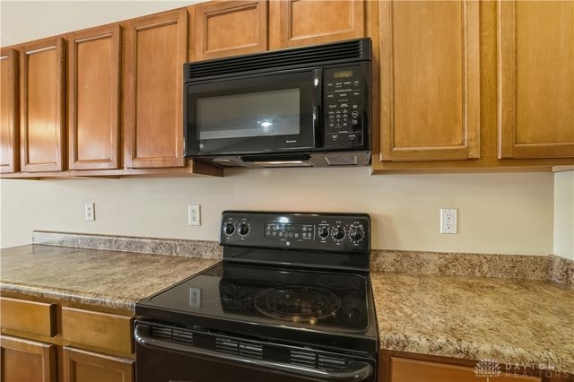 316 Wellington Court, Monroe, OH 45050