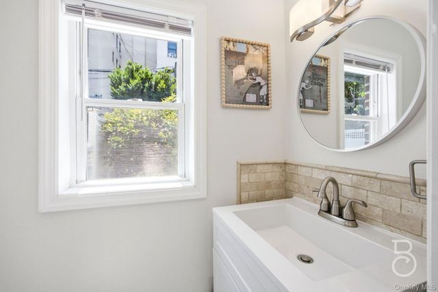 21-41 24th Street, Astoria, NY 11105