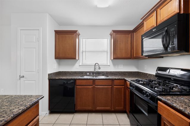 9742 Opal Rock Drive, Rosharon, TX 77583