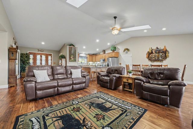 13996 Toma Ln, Pine Grove, CA 95665