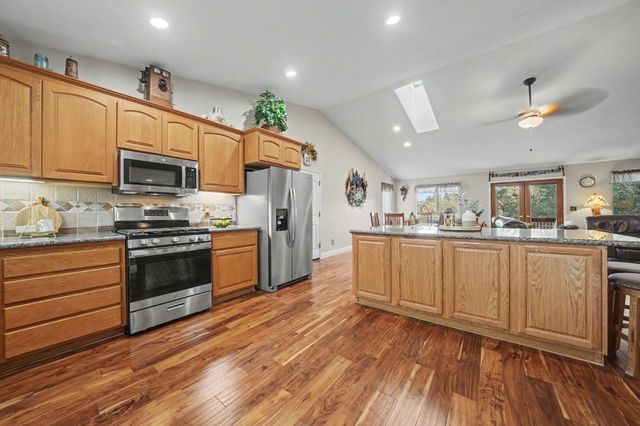 13996 Toma Ln, Pine Grove, CA 95665