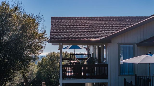 13996 Toma Ln, Pine Grove, CA 95665