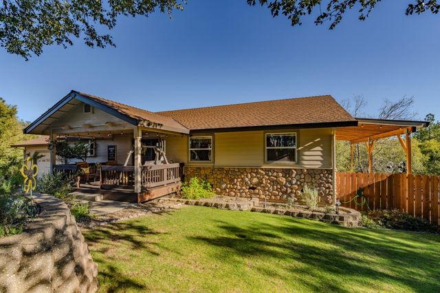 13996 Toma Ln, Pine Grove, CA 95665