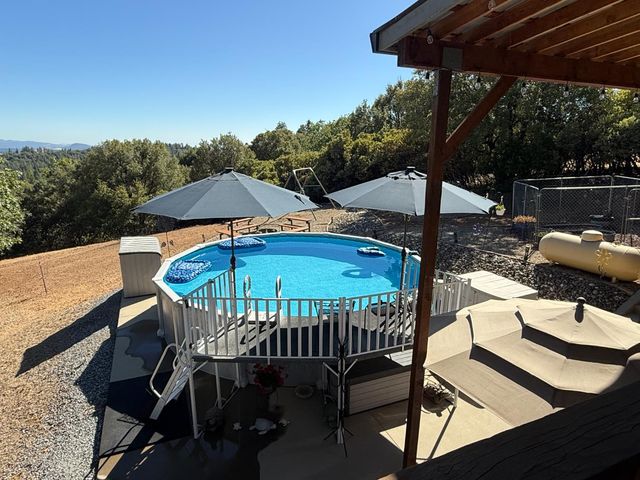 13996 Toma Ln, Pine Grove, CA 95665