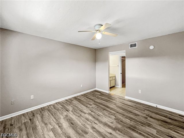 4530 SW 10th AVE 102, Cape Coral, FL 33914