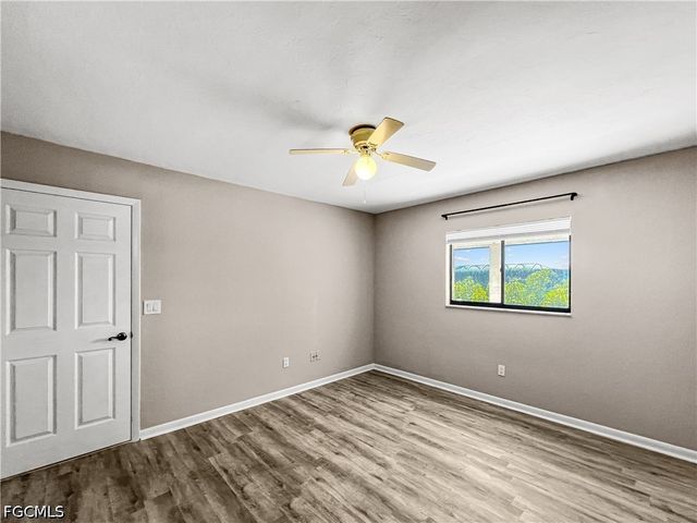 4530 SW 10th AVE 102, Cape Coral, FL 33914
