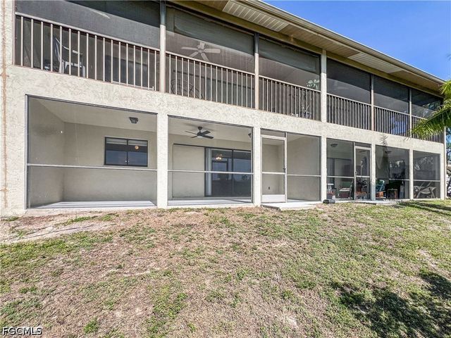 4530 SW 10th AVE 102, Cape Coral, FL 33914