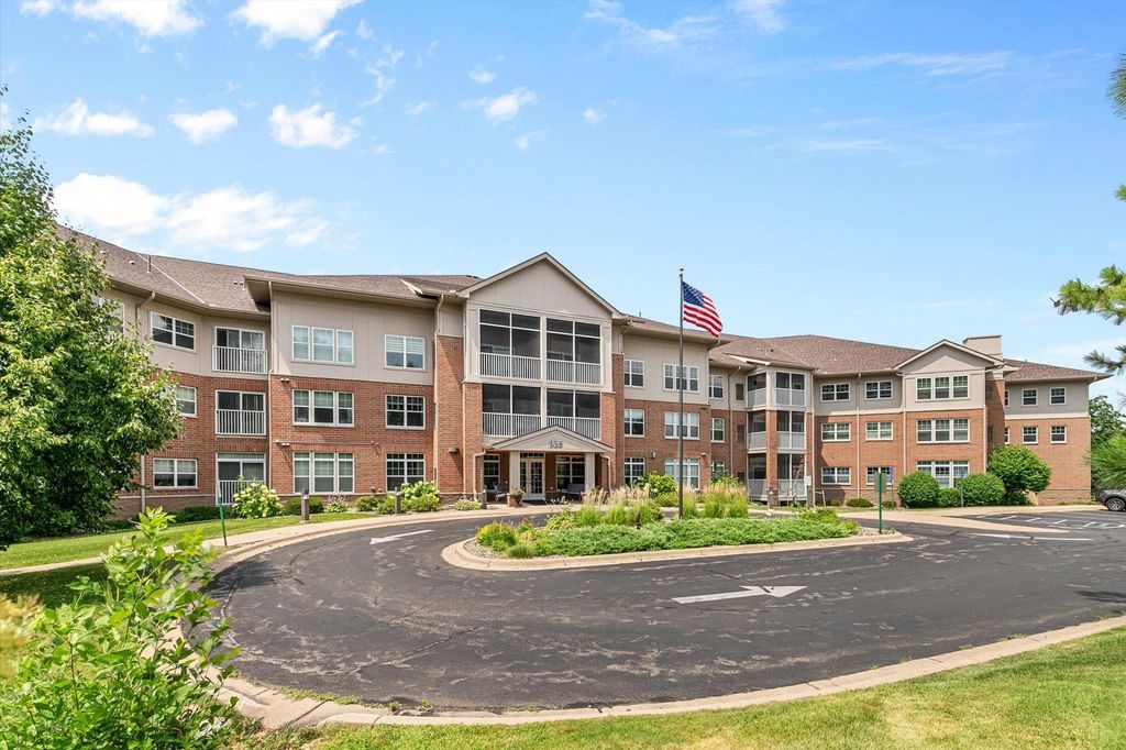 935 Ferndale Street N 117, Maplewood, MN 55119 — exterior