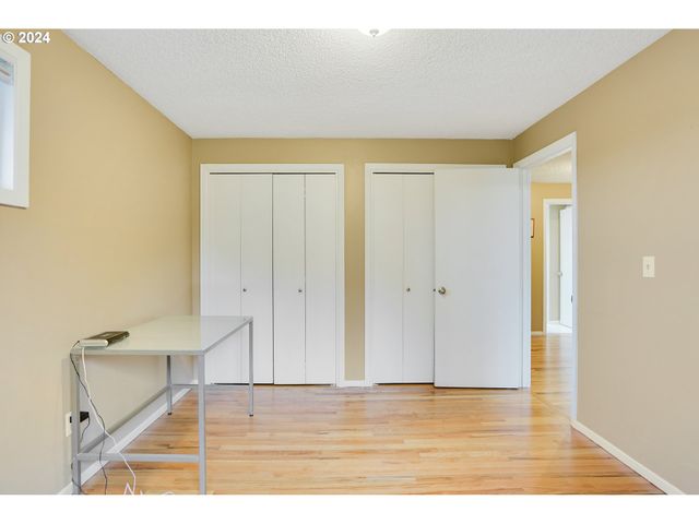 390 Nw CONIFER Blvd, Corvallis, OR 97330