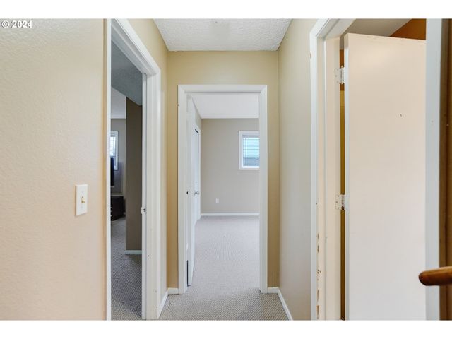 390 Nw CONIFER Blvd, Corvallis, OR 97330