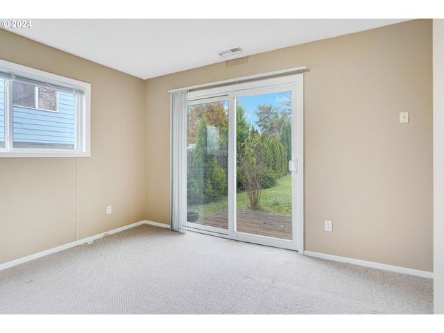 390 Nw CONIFER Blvd, Corvallis, OR 97330