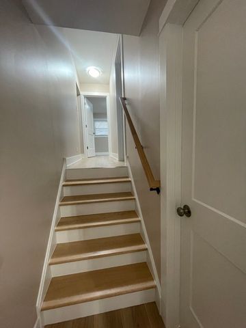 8511 S Parkside Avenue, Burbank, IL 60459