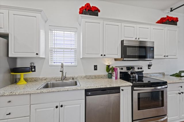 141 Addison Cottage Way, Murrells Inlet, SC 29576