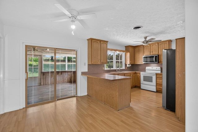 1627 BARBERSHOP RD, Edinburg, VA 22824