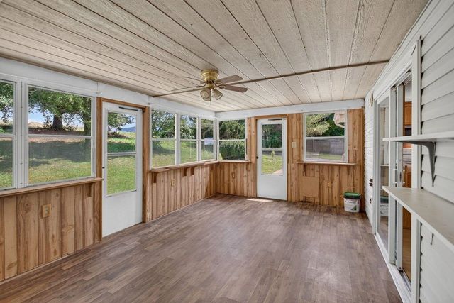 1627 BARBERSHOP RD, Edinburg, VA 22824