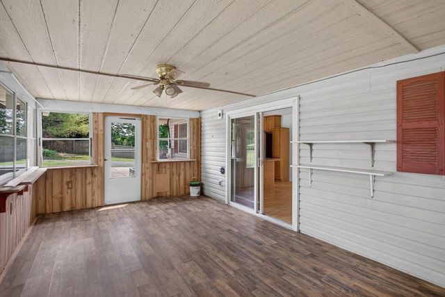 1627 BARBERSHOP RD, Edinburg, VA 22824