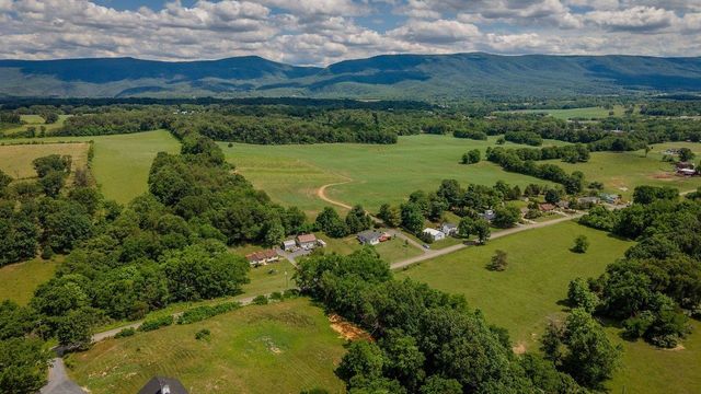 1627 BARBERSHOP RD, Edinburg, VA 22824