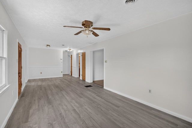 1627 BARBERSHOP RD, Edinburg, VA 22824