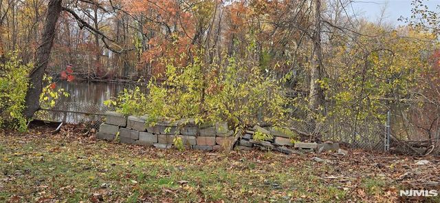 5 Barber Street, Little Falls, NJ 07424