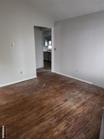 5 Barber Street, Little Falls, NJ 07424