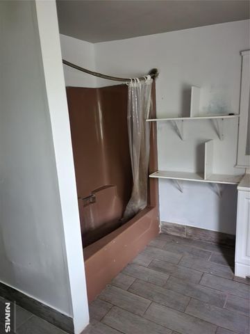 5 Barber Street, Little Falls, NJ 07424