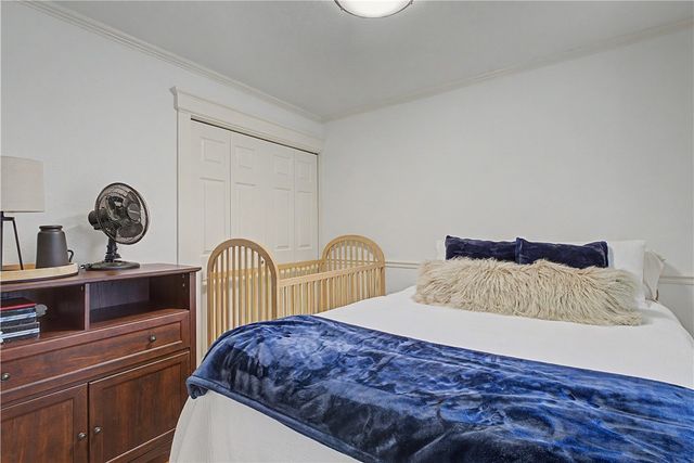 3323 N Summerhill Drive, Fayetteville, AR 72703