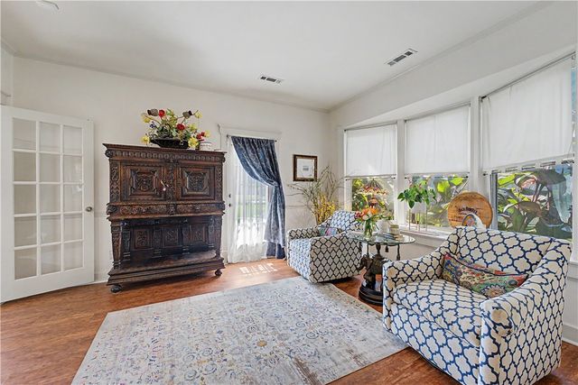 3323 N Summerhill Drive, Fayetteville, AR 72703