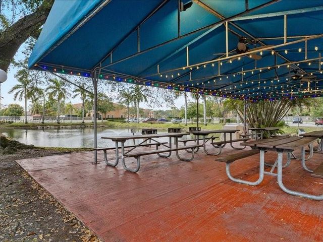 6193 Rock Island Road 105, Tamarac, FL 33319
