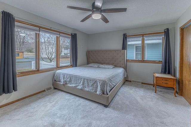 2802 31st STREET S, La Crosse, WI 54601