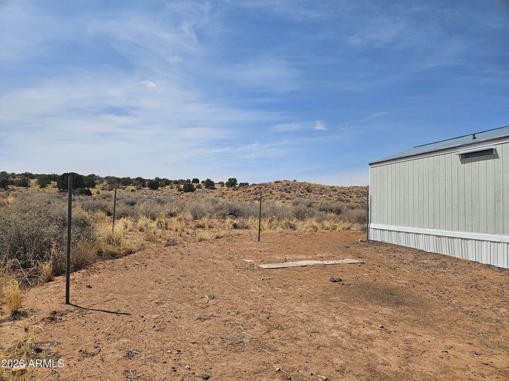 Image 5 of property listing at 6472 River Road, Holbrook, AZ 85942