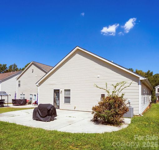 13825 Purple Bloom Lane, Charlotte, NC 28262