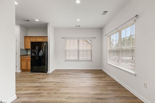 704 Center Road, Taylors, SC 29687