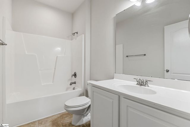 704 Center Road, Taylors, SC 29687