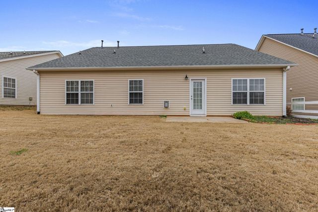 704 Center Road, Taylors, SC 29687