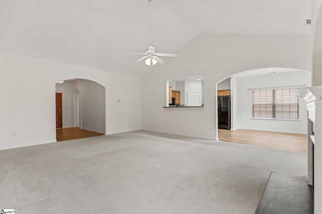 704 Center Road, Taylors, SC 29687